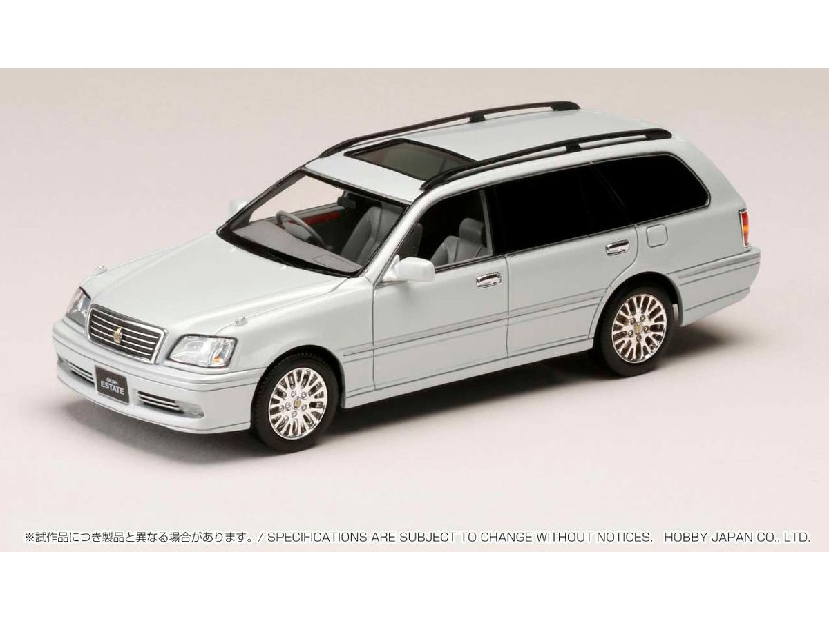 Toyota Crown Estate 3.0 Royal Saloon White Pearl Crystal Shine