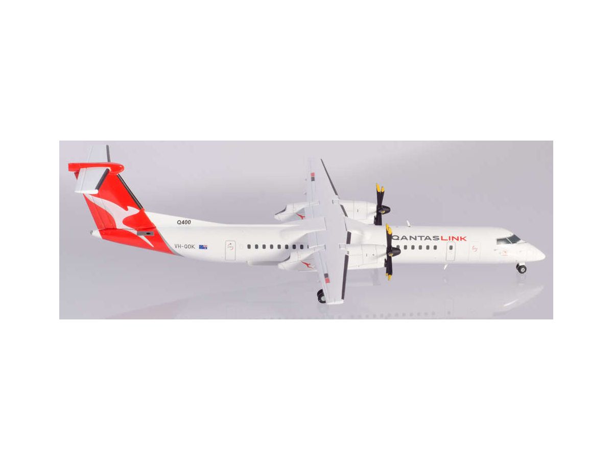 Q400 Qantas Link n/c VH-QOK