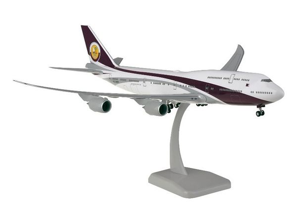 B747-8 Qatar Amiri Flight Landing Gear Stand Included