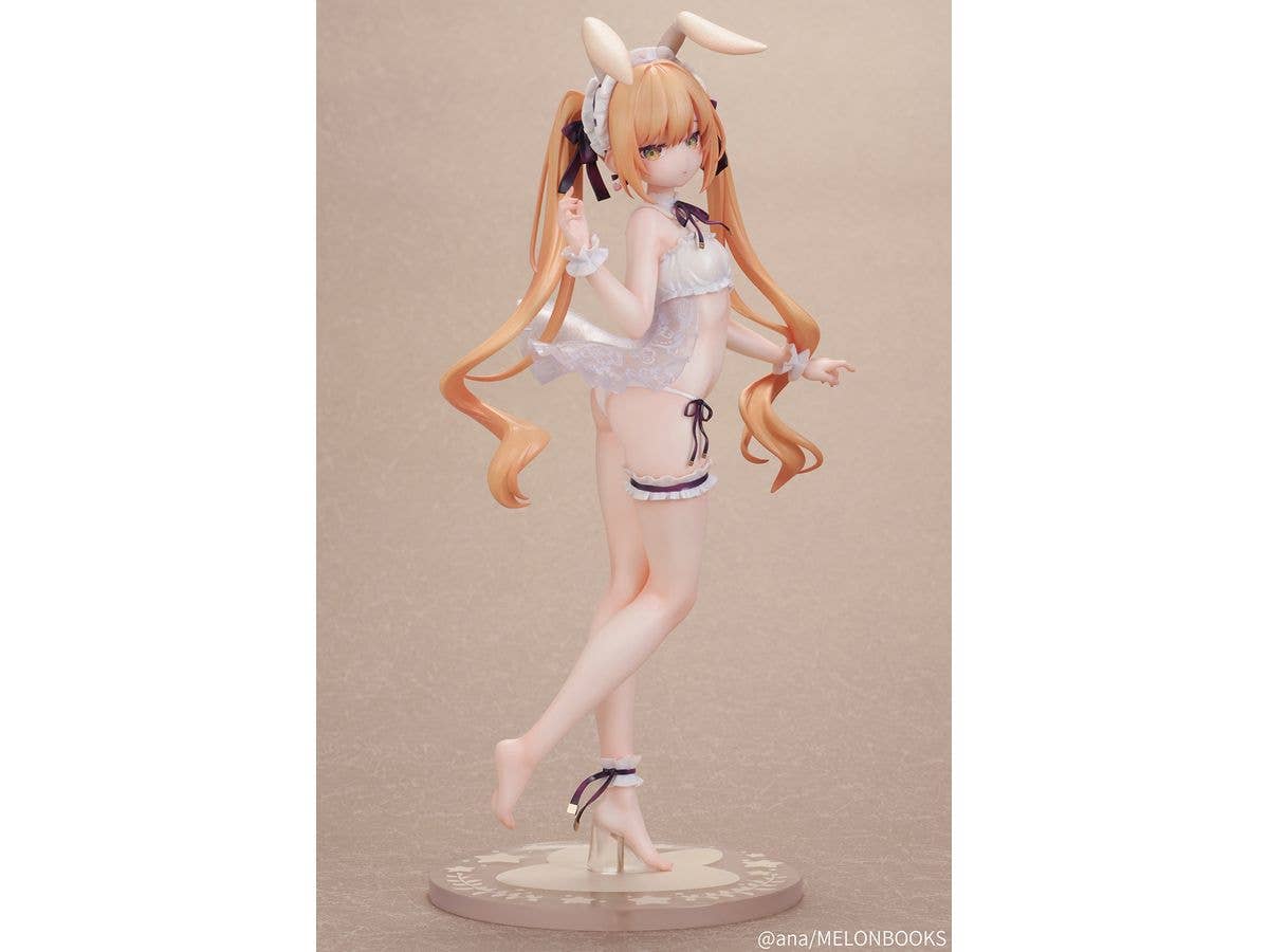Bunny Girl Pia Illustrated by ana