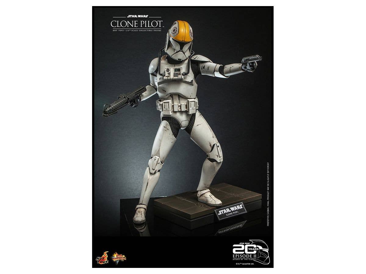 Movie Masterpiece - Scale Fully Poseable Figure: Star Wars / Episode II Attack of the Clones - Clone Pilot