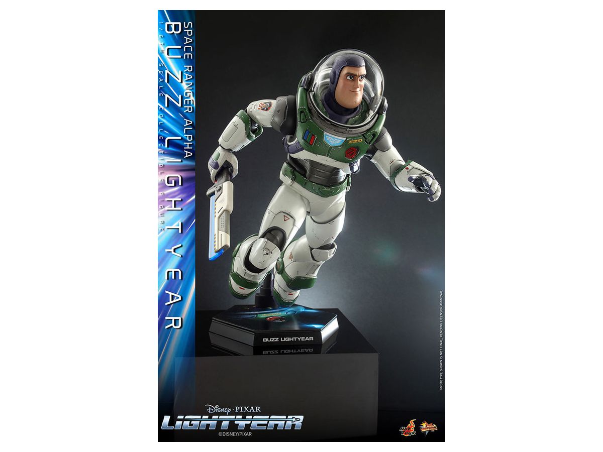 Movie Masterpiece - Fully Poseable Figure: Lightyear - Buzz Lightyear (Space Ranger Alpha)