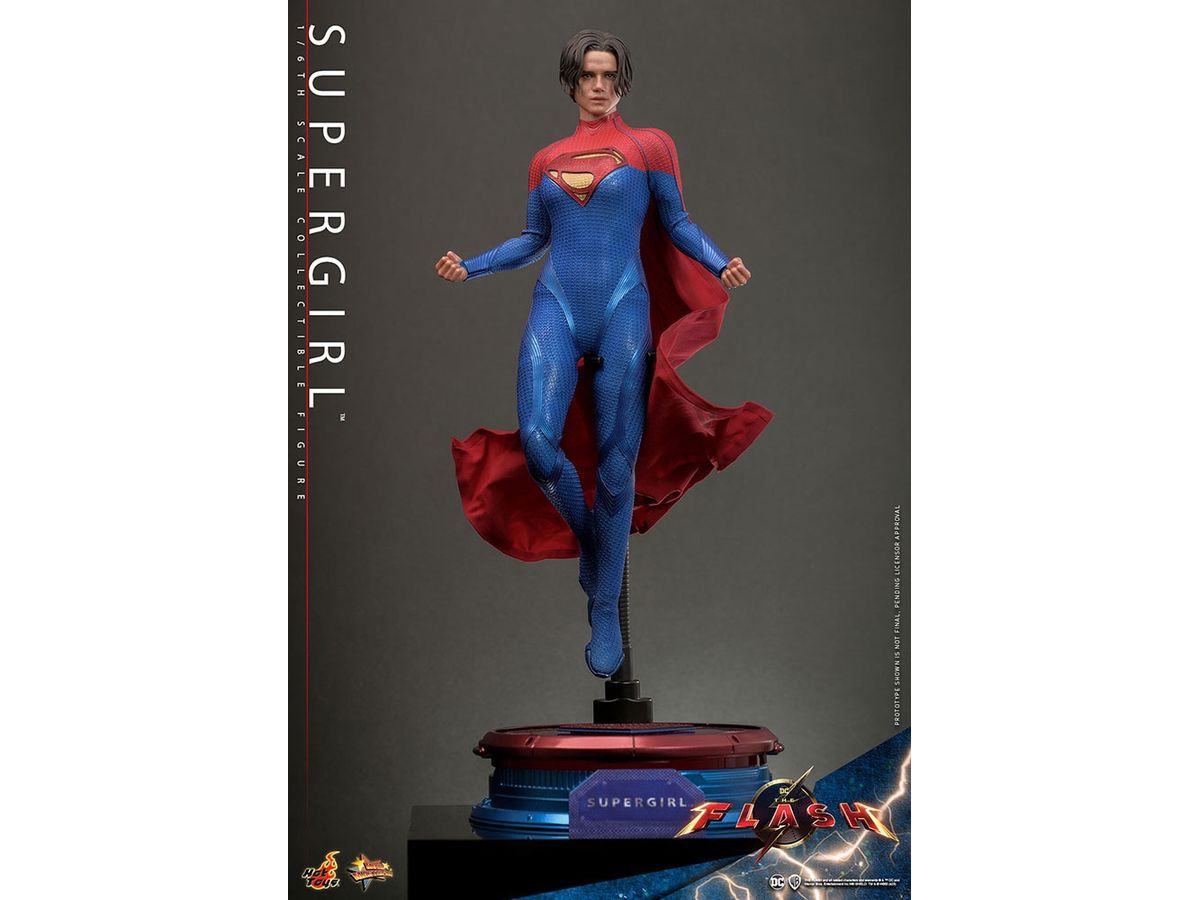 Movie Masterpiece - Fully Poseable Figure: The Flash - Supergirl
