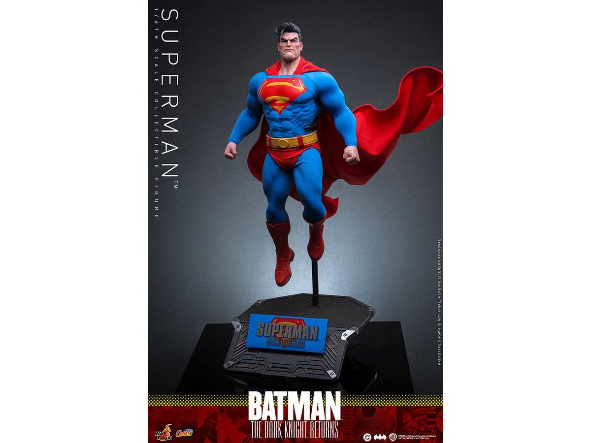 Comic Masterpiece - Scale Fully Poseable Figure: Batman: The Dark Knight Returns - Superman
