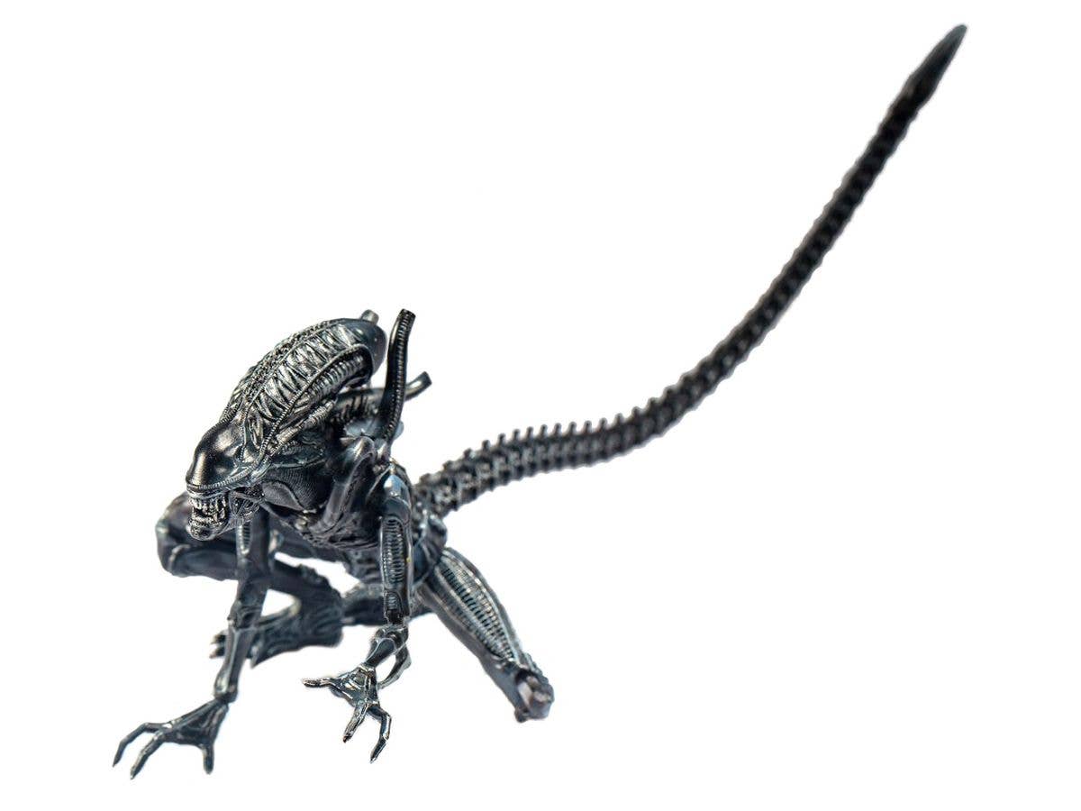 Alien 2 Action Figure Crouching Alien Warrior