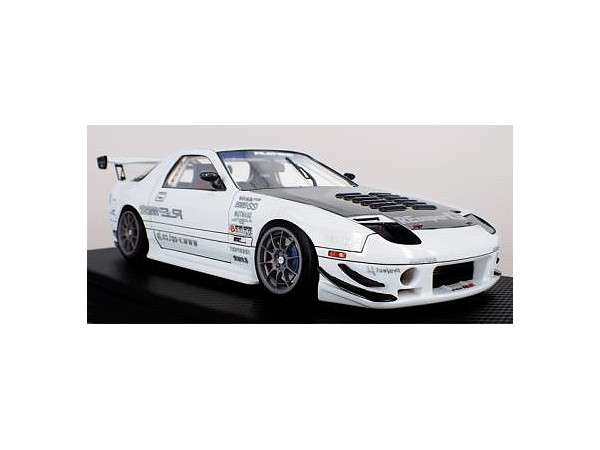 Mazda RX-7 (FC3S) RE Amemiya White 2