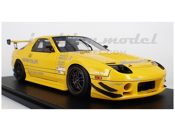 Mazda RX-7 (FC3S) RE Amemiya Yellow