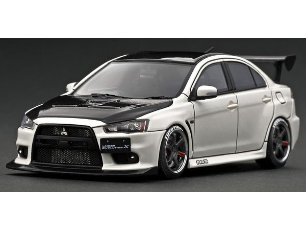 Mitsubishi Lancer Evolution X (CZ4A) Pearl White