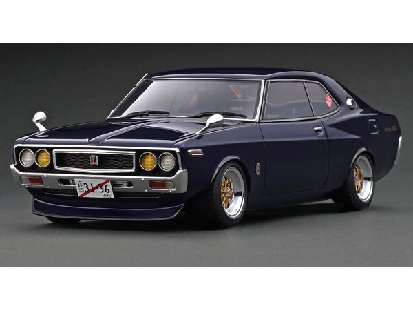 Nissan Laurel 2000SGX (C130) Purple