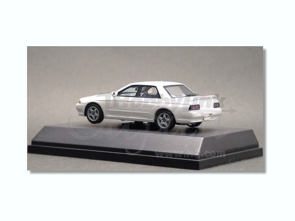 Nissan Skyline 4Dr Sports Sedan 1989 GTS-t Type M Crystal