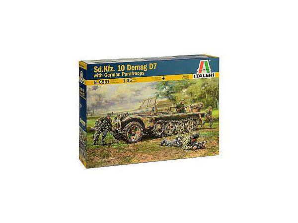 WWII German Sd.Kfz.10 Demag D7 w/ 4 Fallschirmjager Figures