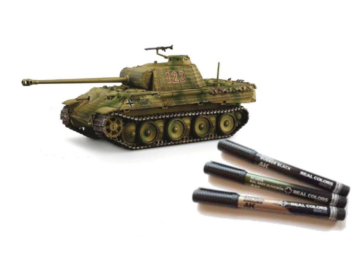 WWII British Army Cromwell Mk.IV Cruiser Tank Starter Set (with markers)