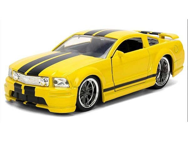 F & F 2006 Ford Mustang GT Yellow
