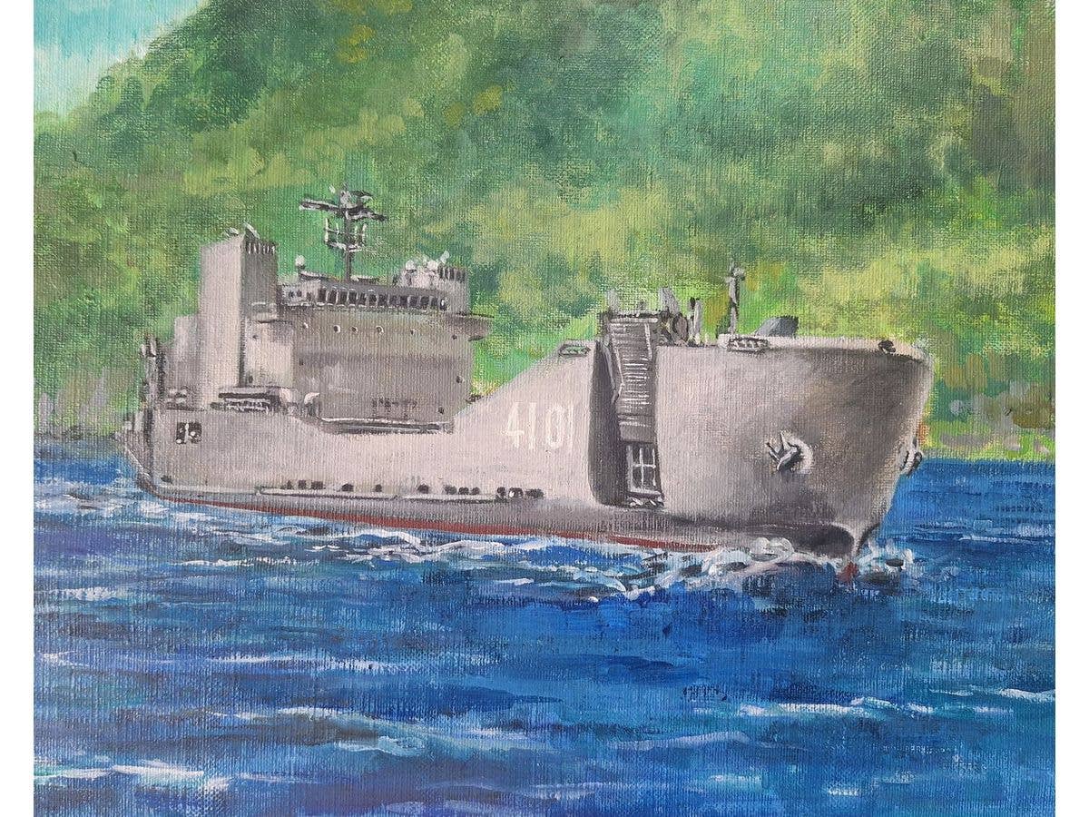 Yoko-class landing support vessels (Waterline Model, Amphibious Landing Ladder Can Be Opened Or Closed)