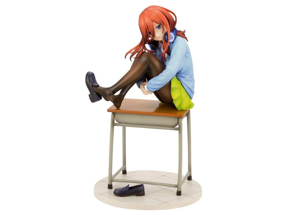 The Quintessential Quintuplets: Miku Nakano PVC (Reissue)
