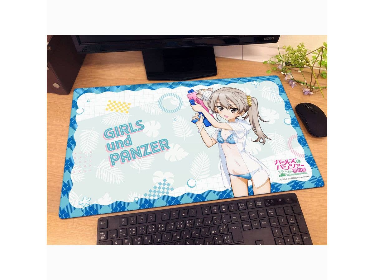 Girls und Panzer Final Chapter: Original Illustration Rubber Mat (Alice Shimada / Water Gun Sunburn Ver.)