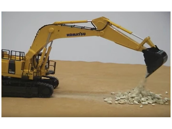 RC Shovel KOMATSU PC1250-8 HG Version Band A | HLJ.com RC Shovel KOMATSU PC1250-8 HG Version Band A | HLJ.com