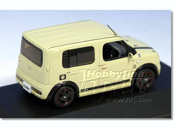 日産キューブ　ミニカー　ホワイトパール　協商　J-collection Amazon | 1/43 京商 J-collection 日産 2代目キューブ NISSAN