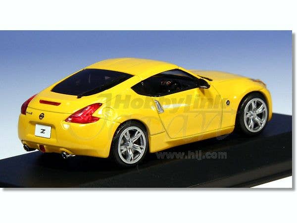 Nissan Fairlady Z Z34 Premium Ultimate Yellow | HLJ.com