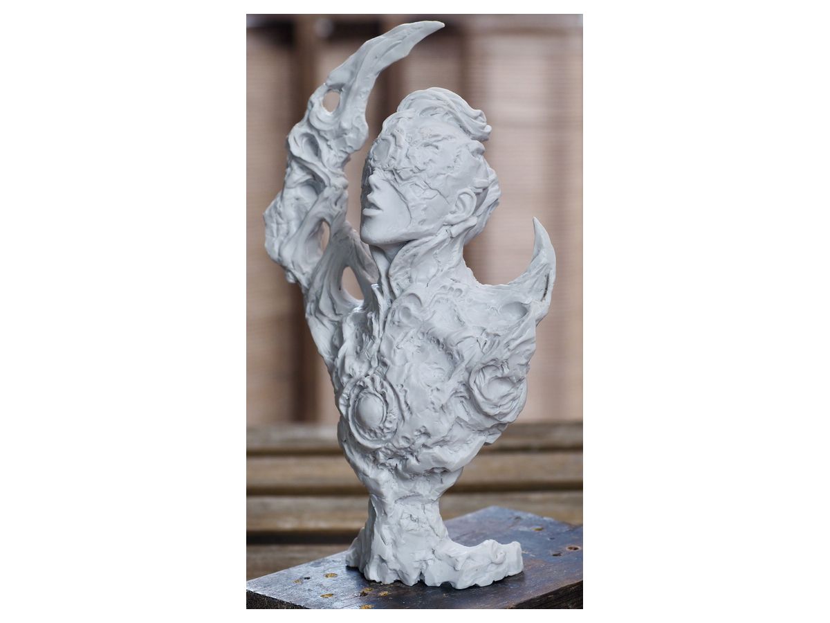 the Beautiful / Bizarre Ones tbbo.EX.001 a portrait of the moon Light Gray