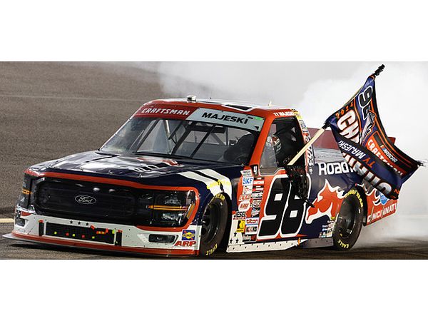 Road Ranger 2024 Ford F-150 Ty Majeski #98 Champion