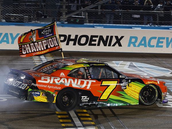 Brandt 2024 Chevrolet Camaro Zl1 Justin Allgaier #7 Phoenix Champion