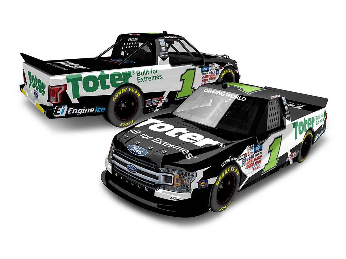 Hailie Deegan # 1 Toter Ford F-150 NASCAR Camping World Track Series 2021