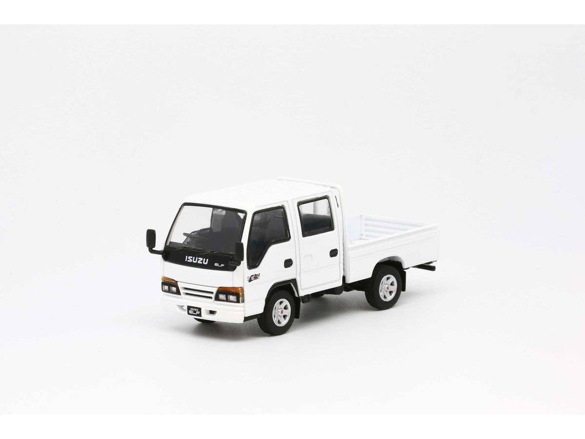 ISUZU ELF Double Cab White