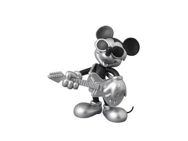 UDF Roen Black & White Mickey Mouse (Garage Rock Ver.) | HLJ.com