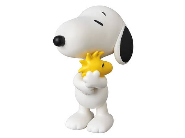 UDF Peanuts Series 7 Snoopy Holding Woodstock