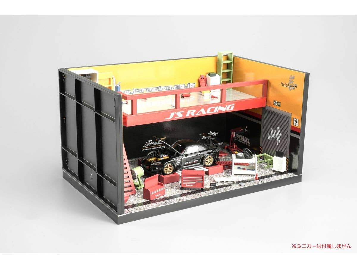 J's Racing Theme Garage