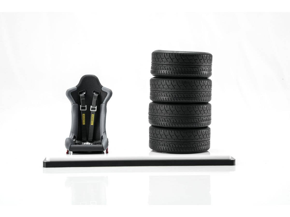 JDM style pen holder (tire + seat)