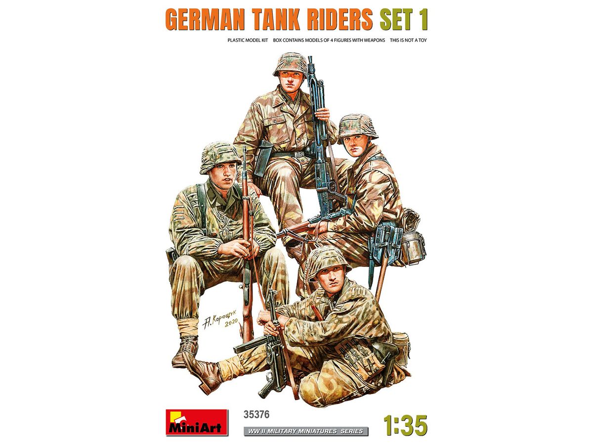 German Tank Riders Set 1 Figure 4 Pieces Included
