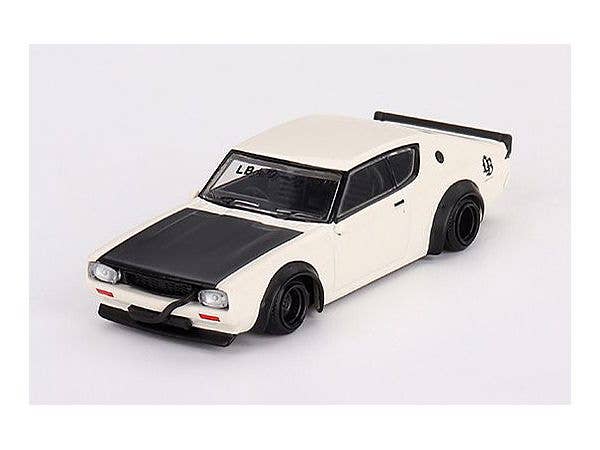 Nissan Skyline Kenmeri Liberty Walk White (Right Handle)