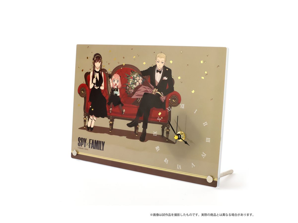 Spy x Family: B5 Panel Clock
