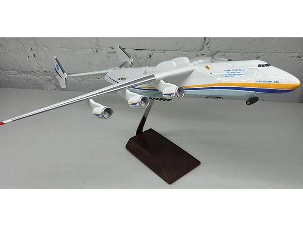 ANTONOV 225 (AN-225) MRIYA Resin Display model