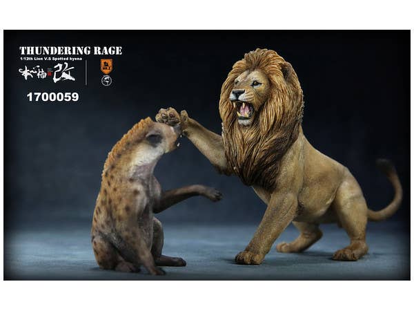 Lion vs. Hyena Statue Primary Color