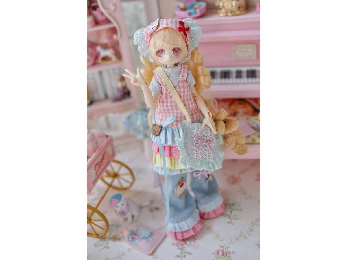 Coffeehouse Stories of the Four Seasons Series Doll Special Design