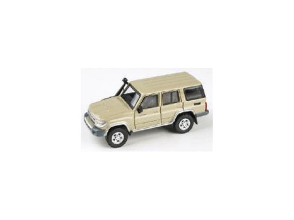 Toyota Land Cruiser LC76 2014 Sandy Taupe LHD