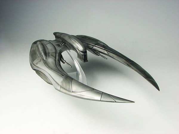キャラクター Battlestar Galactica Cylon Raider 1/32 Moebius Models 1/32 scale Battlestar Galactica Cylon Raider