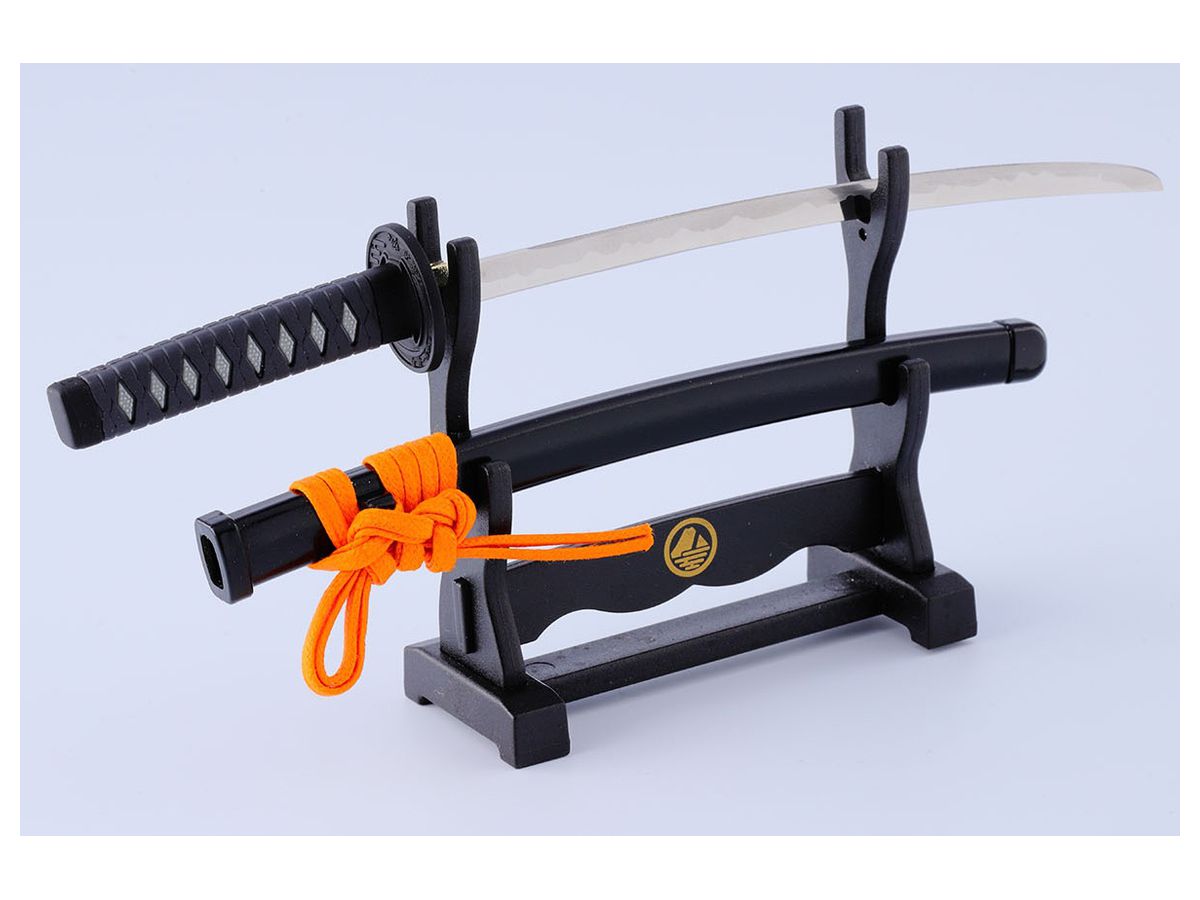 Touken Ranbu Paper Knife Yamanbagiri Kunihiro Model (With Pedestal)