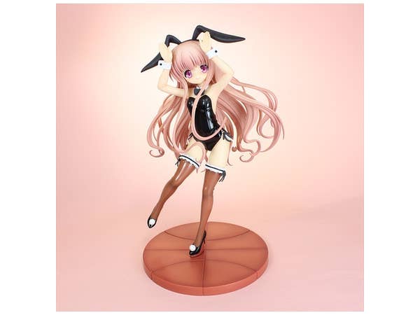Hinata Hakamada Black Bunny Ver. PVC