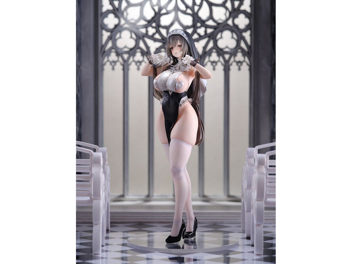 Cosplay Sister-san Illustrated by Souji Hougu