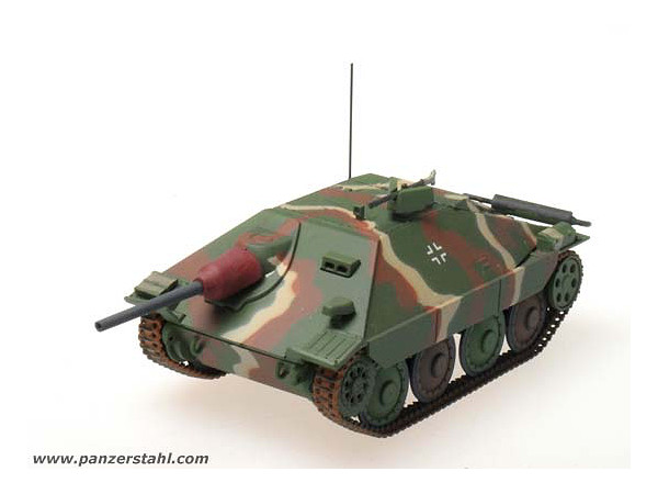 Hetzer (Starr) Prague, May 1945