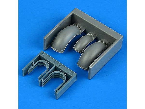 Gloster Meteor F.8/FR.9 wheel fenders (for REVELL)