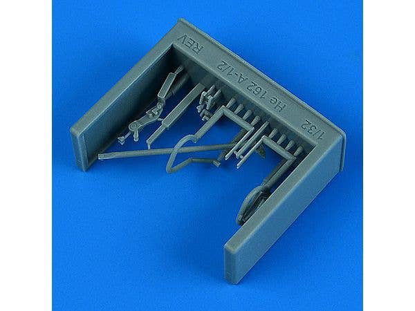 He 162A-1/2 cockpit upgrades (for REVELL/HOBBY 2000)