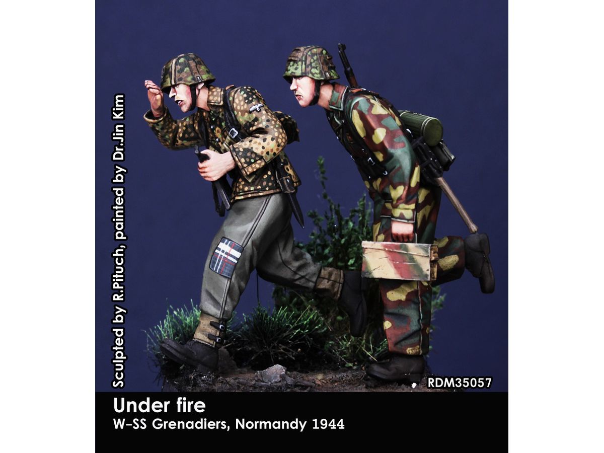 WWII Germany Charge Under Fire Waffen-SS Panzergrenadier Set 12th SS Panzer Division Hitler Youth Normandy 1944 (2 pcs)