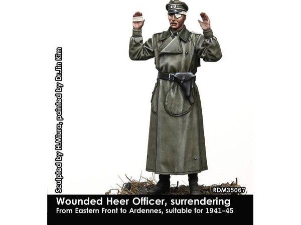 Wounded Heer Officer - Surrendering - 1941-45