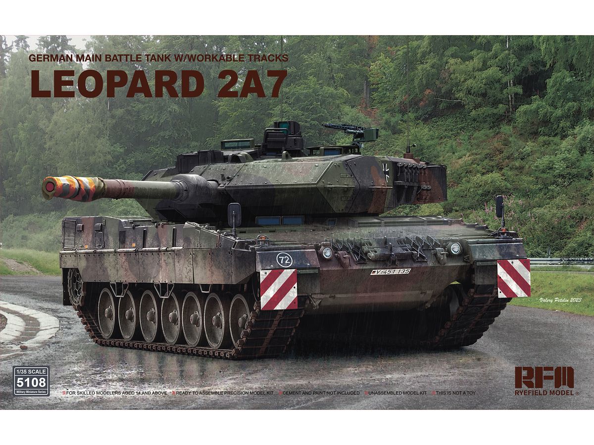 GERMAN LEOPARD 2A7 MAIN BATTLE TANK w/pre-sale gifts