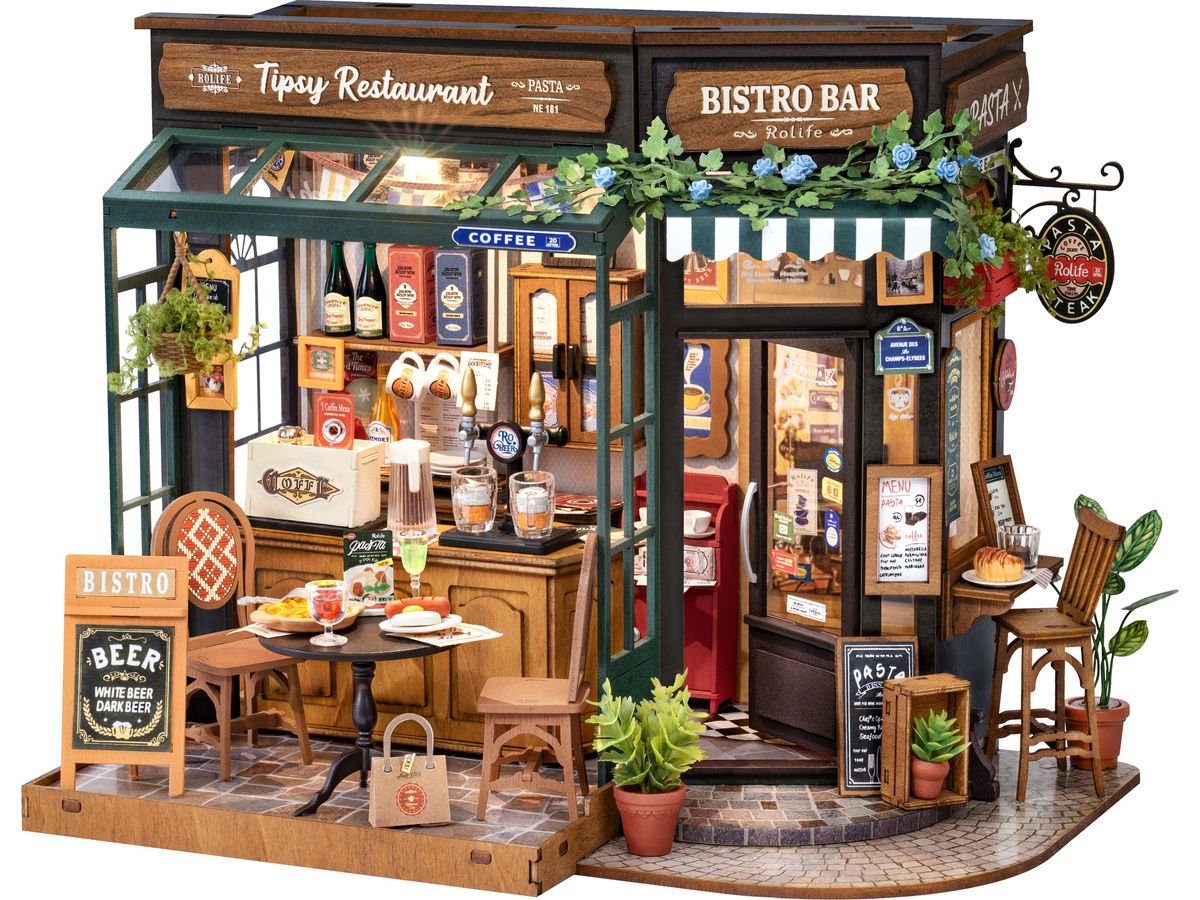 Miniature House Tipsy Restaurant